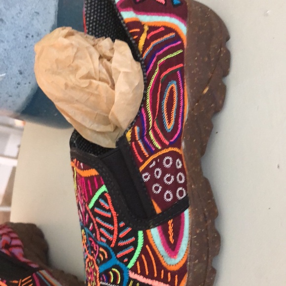 FLASH PRICE Handmade Tribal Mola  Shoe 8.5-9. - Picture 13 of 16